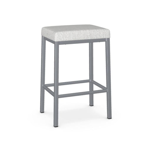 Bradley Stool